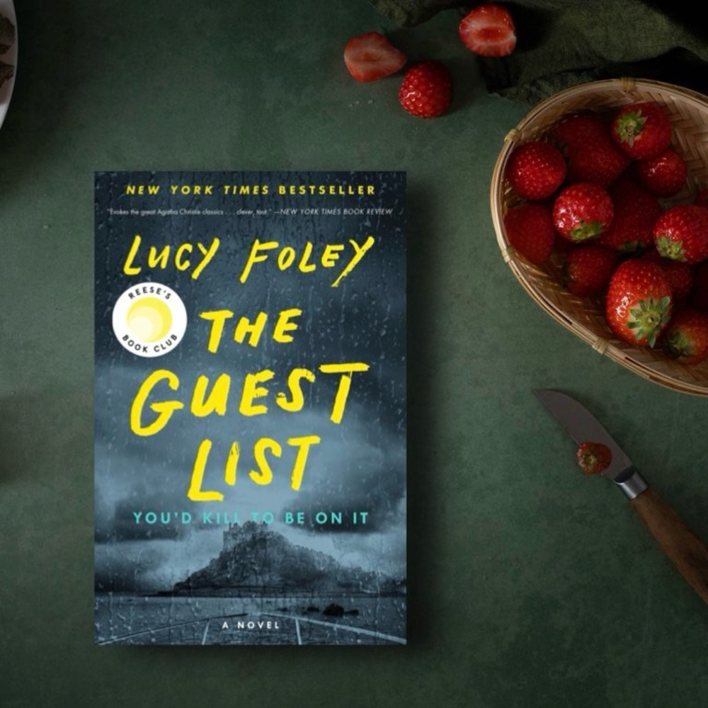Lucy Foley
The Guest List: A Novel